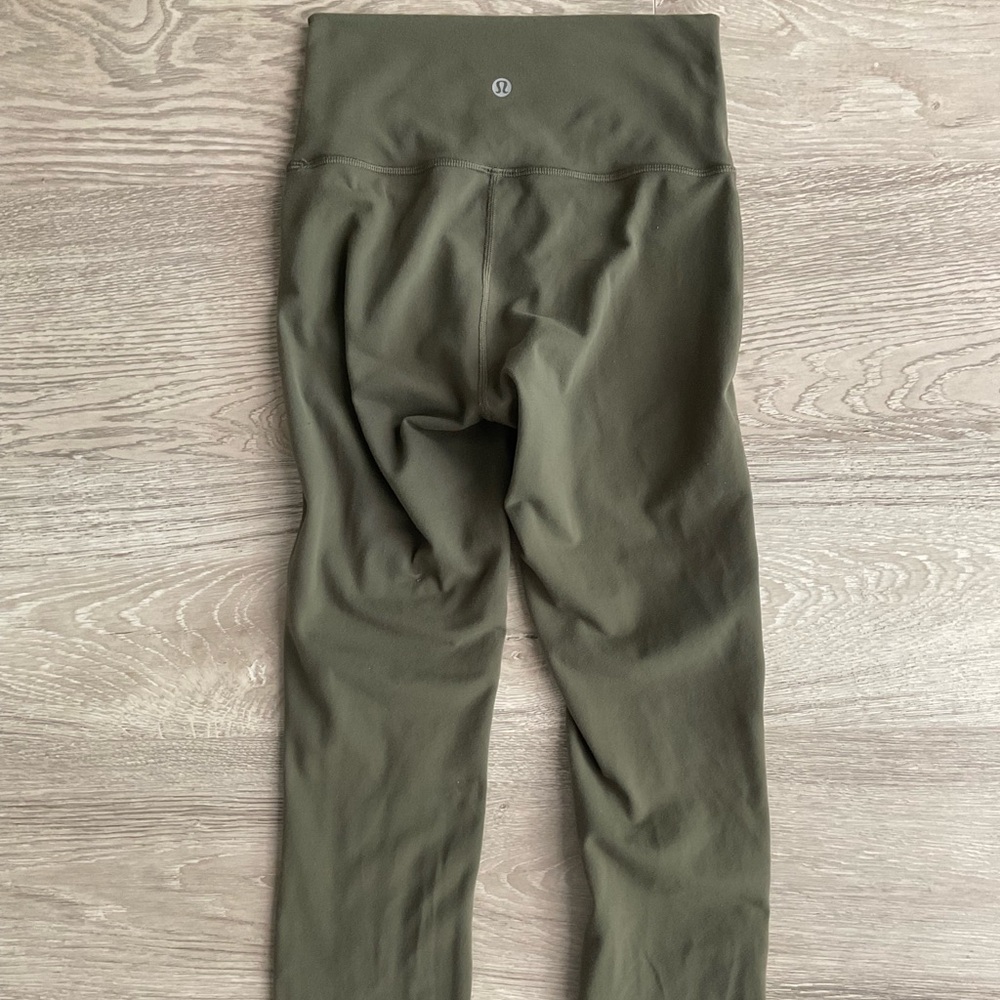 Lululemon mesh panel leggings - Picture 7 of 9